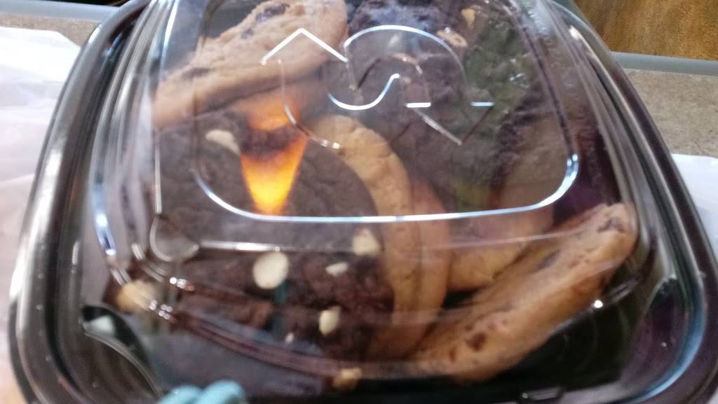 Subway | meal takeaway | 1141, 2884 Geer Rd, Turlock, CA 95382, USA | 2096327667 OR +1 209-632-7667