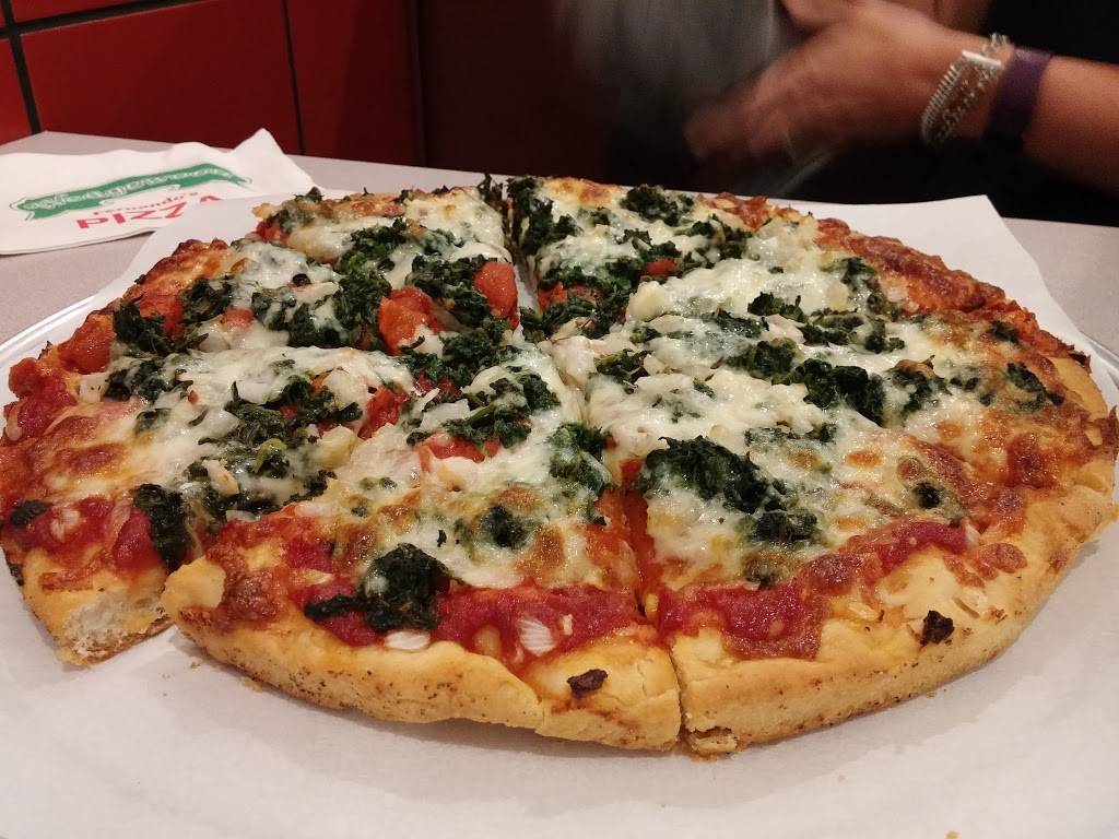 Wedgewood Pizza - Austintown | restaurant | 1622 S Raccoon Rd, Austintown, OH 44515, USA | 3307992102 OR +1 330-799-2102