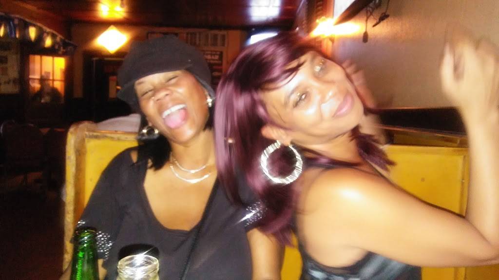 Casbar Restaurant | restaurant | 2111 Shell Rd, Hampton, VA 23661, USA | 7577221129 OR +1 757-722-1129