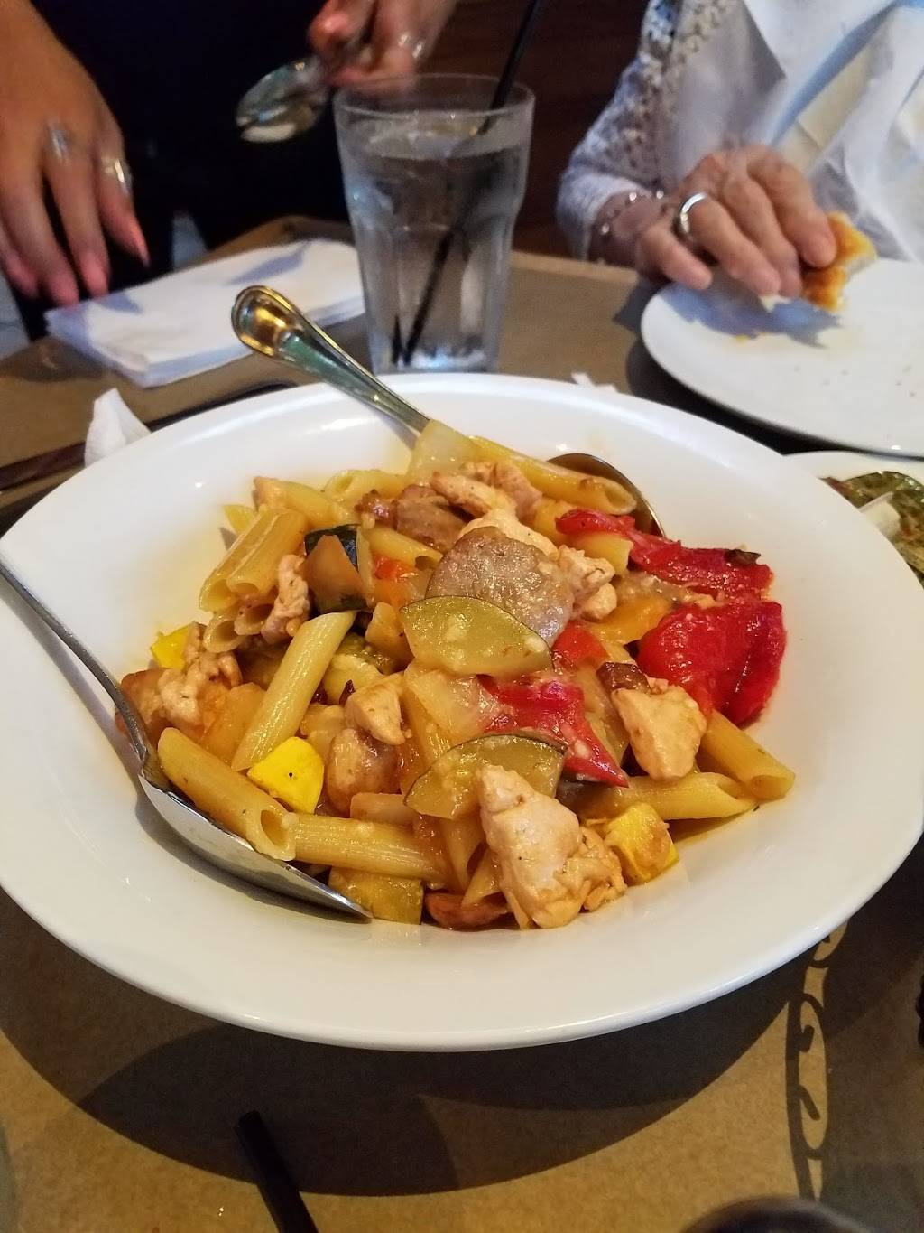 Marios Ristorante & Pizzeria | restaurant | 635 Old Country Rd, Plainview, NY 11803, USA | 5169358800 OR +1 516-935-8800