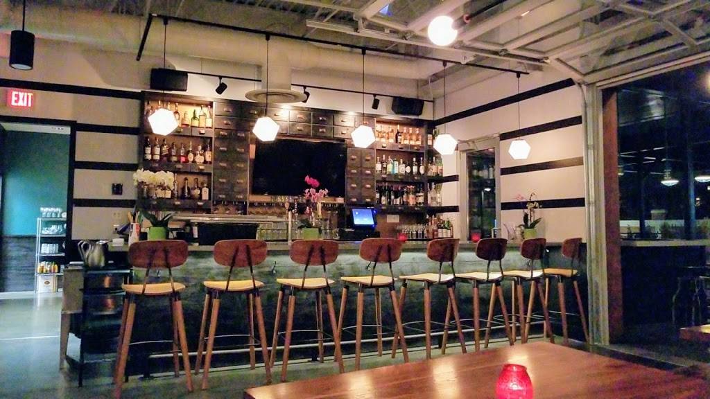 Five & Dime | restaurant | 1026 Davis St, Evanston, IL 60201, USA | 8478694343 OR +1 847-869-4343