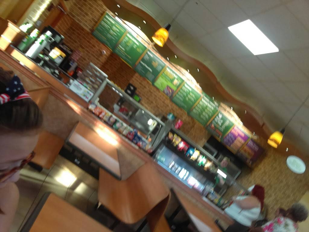 Subway | restaurant | 3337 Newburg Rd, Louisville, KY 40218, USA | 5024594092 OR +1 502-459-4092