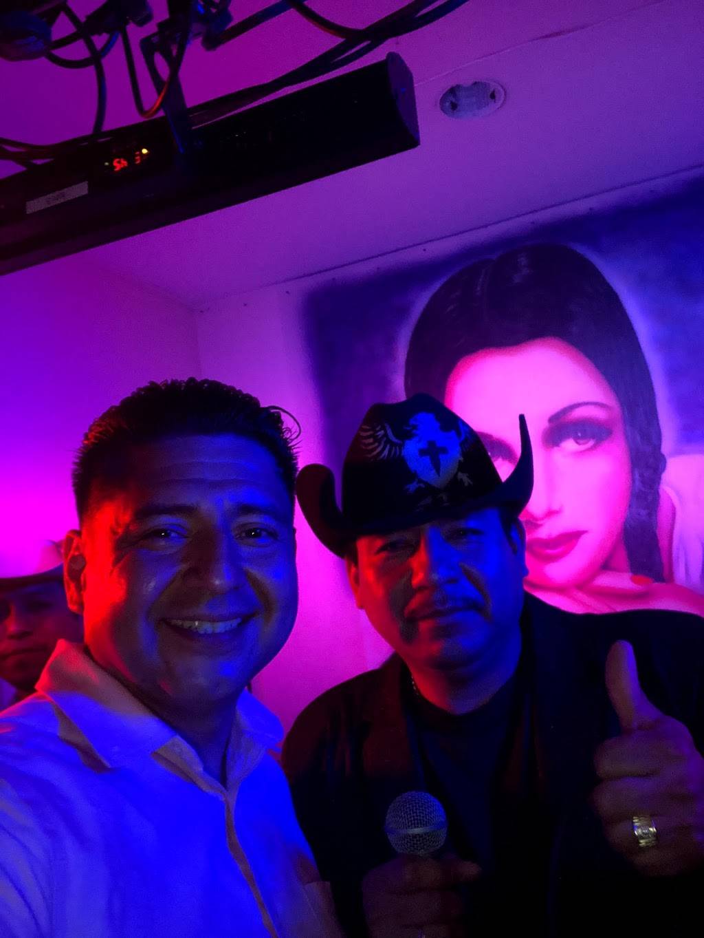 El Gran Palenque | restaurant | 5863 Columbia Pike, Falls Church, VA 22041, USA | 7039988220 OR +1 703-998-8220