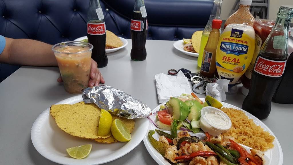 Rosarito Fish Market | restaurant | 1534 San Fernando Rd, San Fernando, CA 91340, USA | 8183617227 OR +1 818-361-7227