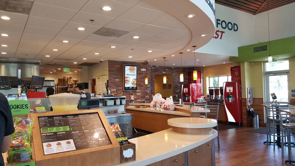 PDQ Restaurant | restaurant | 5706 W Waters Ave, Tampa, FL 33634, USA | 8138648003 OR +1 813-864-8003