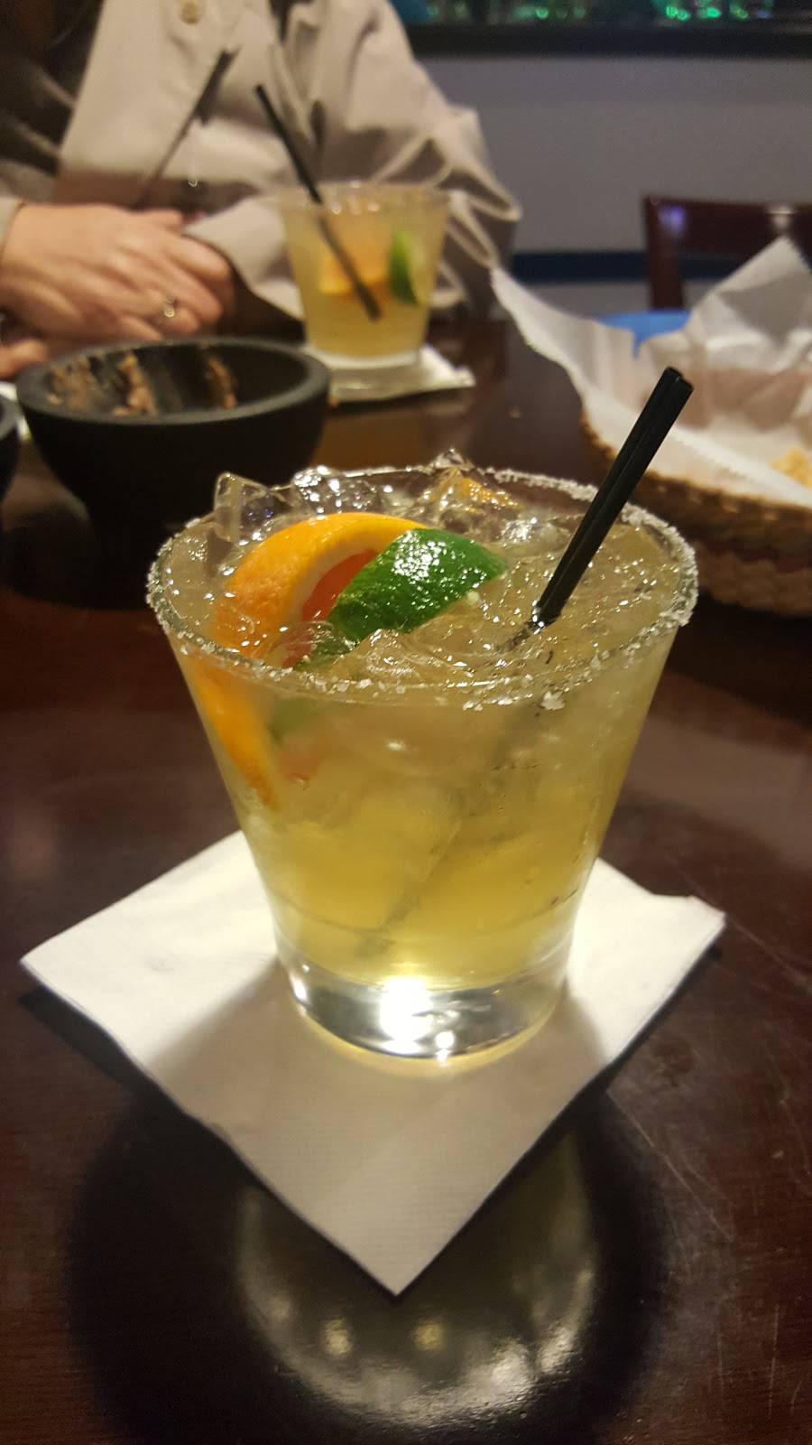 Azul Mexican Grill | restaurant | 1306 N Demaree St, Visalia, CA 93291, USA | 5597332985 OR +1 559-733-2985