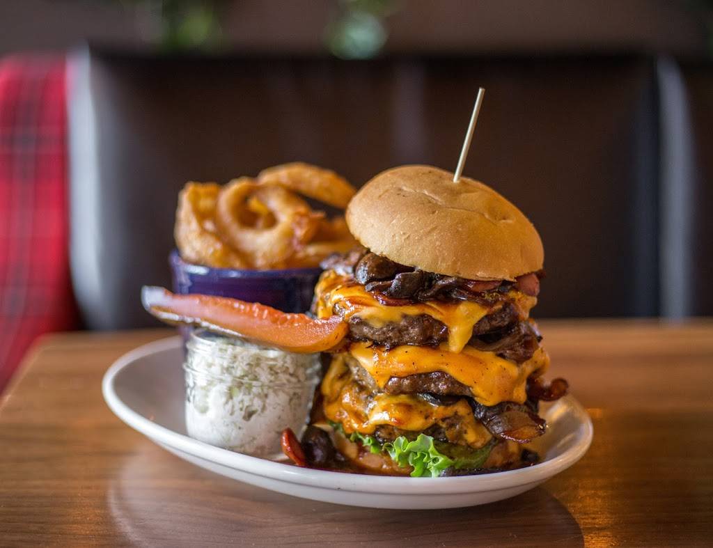 The Beauty and The Beeeef | restaurant | 10300 Forest Hill Blvd, Wellington, FL 33414, USA | 5616124511 OR +1 561-612-4511