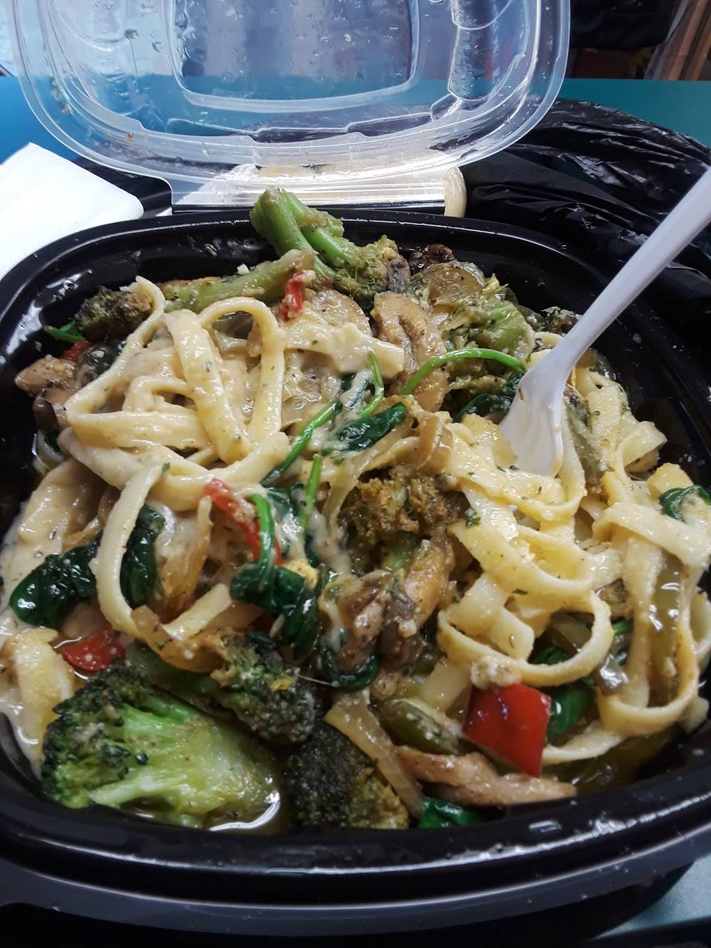 Pasta Bowl | restaurant | 17301 W McNichols Rd, Detroit, MI 48235, USA | 3132722695 OR +1 313-272-2695