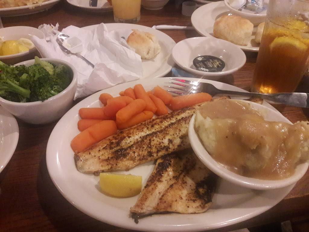 Cracker Barrel Old Country Store | restaurant | 10915 New Halls Ferry Road, Ferguson, MO 63136, USA | 3148687080 OR +1 314-868-7080