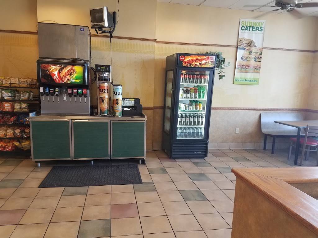 Subway | meal takeaway | 11201A E 24 Hwy Cir, Independence, MO 64050, USA | 8164610992 OR +1 816-461-0992