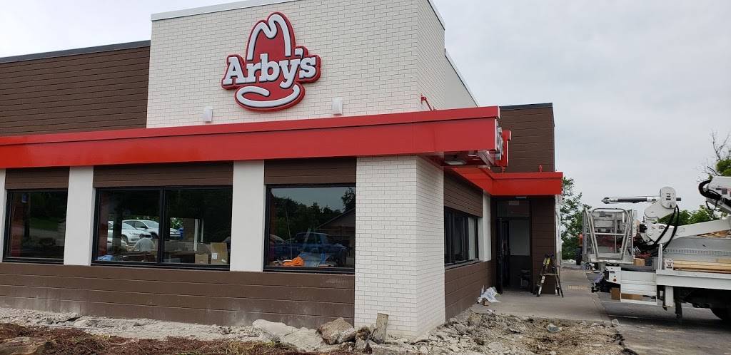 Arbys | restaurant | 6192 Steubenville Pike, McKees Rocks, PA 15136, USA | 4127875023 OR +1 412-787-5023
