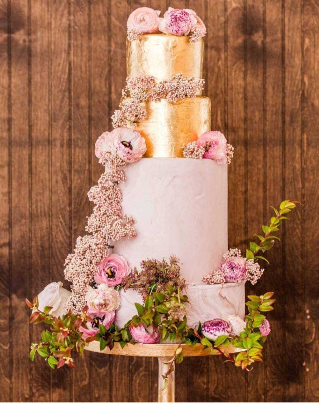 Déjà vu Sweets | bakery | 9791 W Sample Rd, Coral Springs, FL 33065, USA | 9549947774 OR +1 954-994-7774