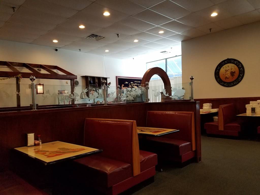 China Buffet | restaurant | 1797 S West Ave, Freeport, IL 61032, USA | 8152352234 OR +1 815-235-2234