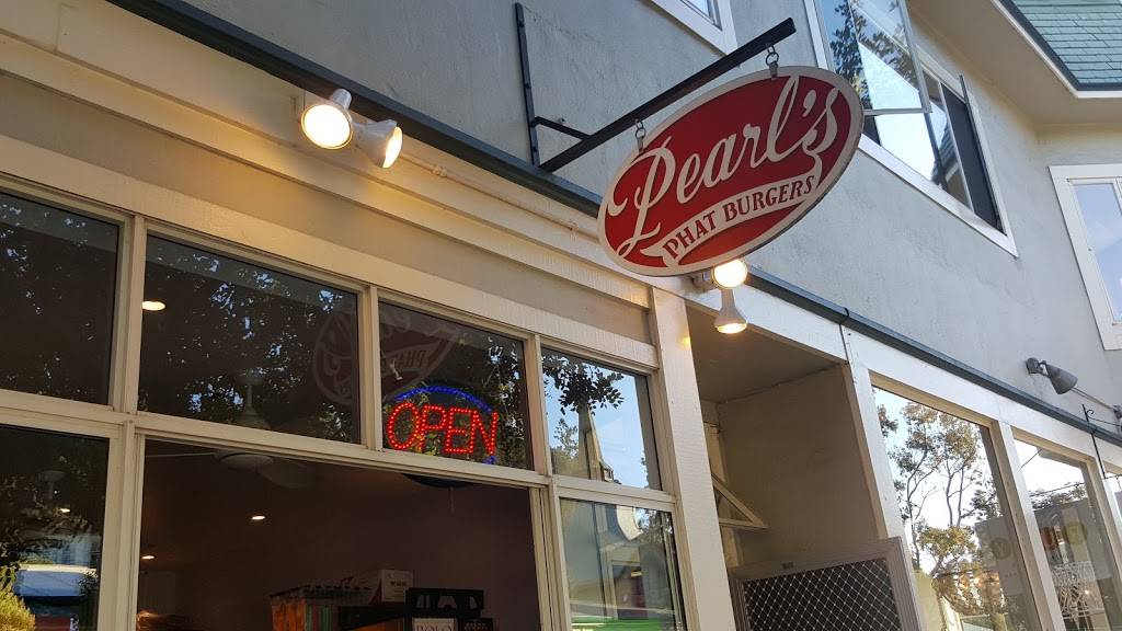 Phyllis Giant Burgers | restaurant | 8 E Blithedale Ave, Mill Valley, CA 94941, USA | 4153816010 OR +1 415-381-6010