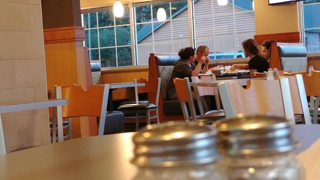 Culvers | restaurant | 620 W Kemp St, Rhinelander, WI 54501, USA | 7153691800 OR +1 715-369-1800