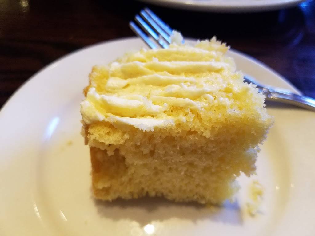 Marie Callenders | restaurant | 620 Blossom Hill Rd, San Jose, CA 95123, USA | 4085780643 OR +1 408-578-0643