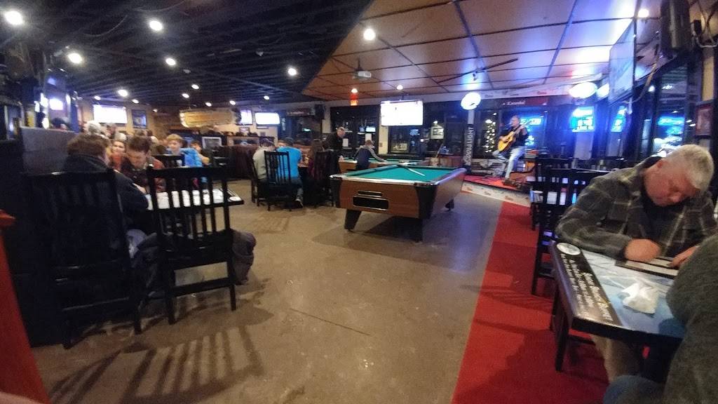 Trails End Restaurant & Tavern | restaurant | 227 Skiway Rd, Newry, ME 04261, USA | 2078242222 OR +1 207-824-2222