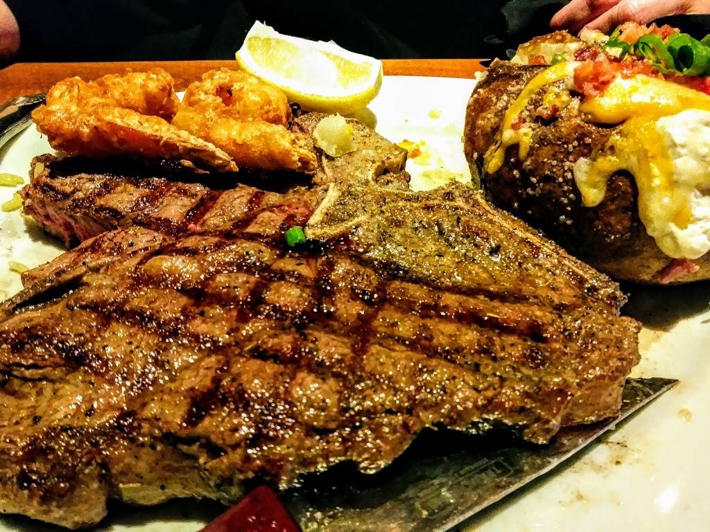 Brown Derby Belden Village | restaurant | 4670 Everhard Rd NW, Canton, OH 44718, USA | 3304944413 OR +1 330-494-4413