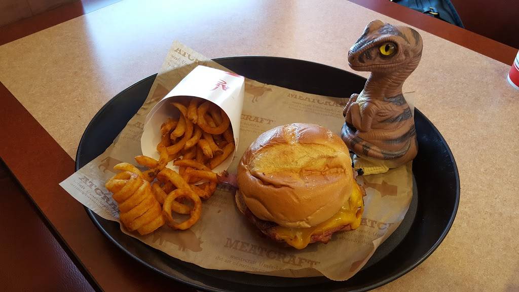 Arbys | restaurant | 31219 Vine St, Willowick, OH 44095, USA | 4409447717 OR +1 440-944-7717