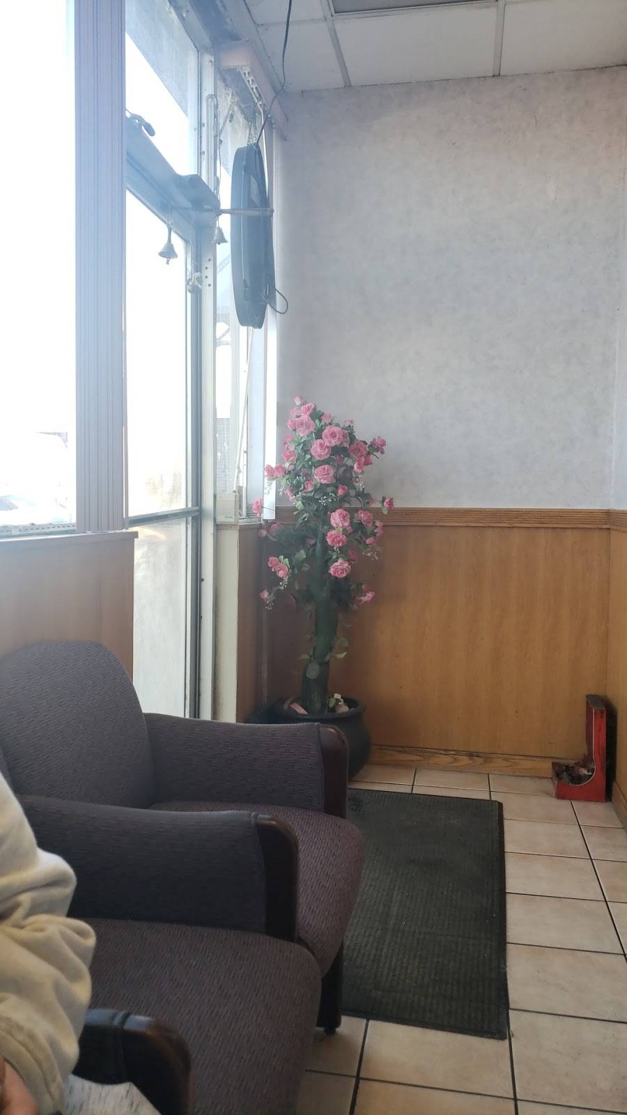 Number 1 Chinese Food | restaurant | 4226 E 10 Mile Rd, Warren, MI 48091, USA | 5867568888 OR +1 586-756-8888