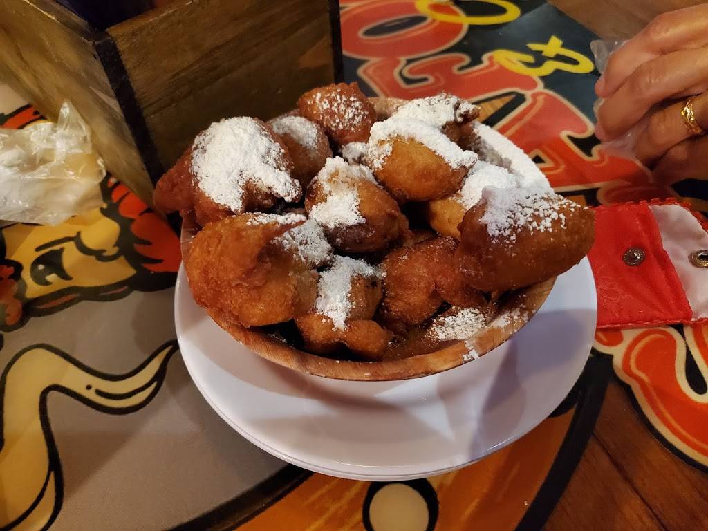 Floridas Seafood Bar & Grill | restaurant | 480 W Cocoa Beach Causeway, Cocoa Beach, FL 32931, USA | 3217840892 OR +1 321-784-0892