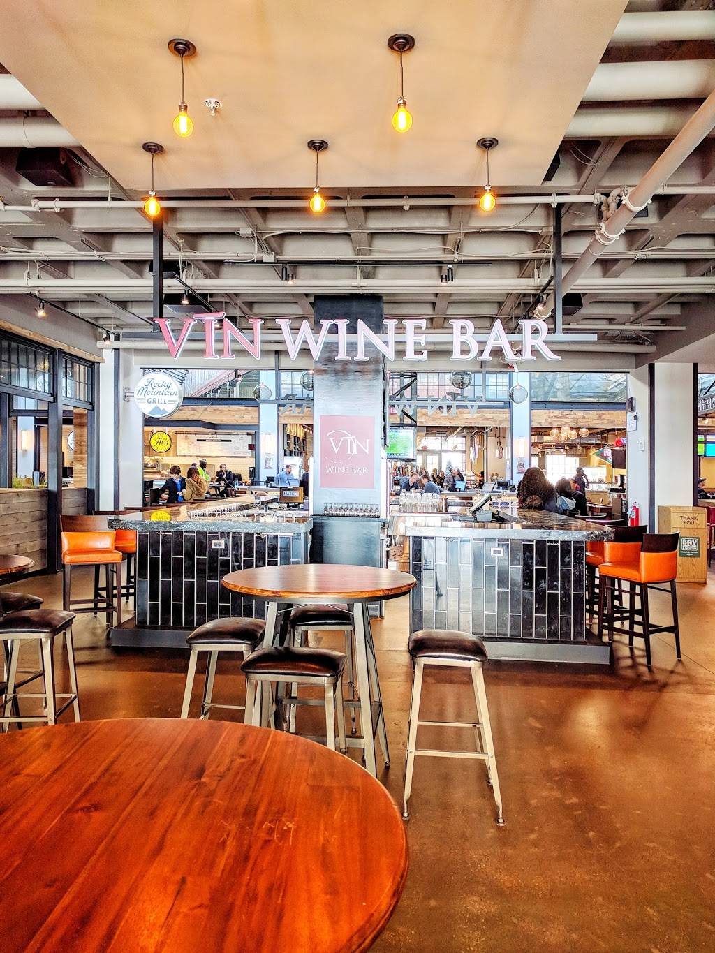 Waterside District | restaurant | 333 Waterside Dr, Norfolk, VA 23510, USA | 7574267433 OR +1 757-426-7433