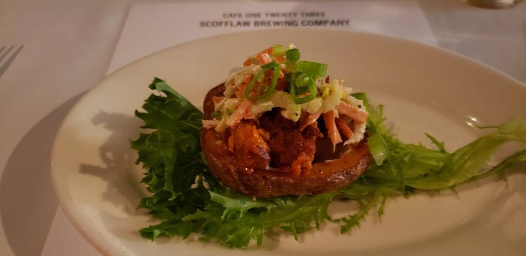 Café One Twenty Three | restaurant | 123 S 8th St, Opelika, AL 36801, USA | 3347370069 OR +1 334-737-0069