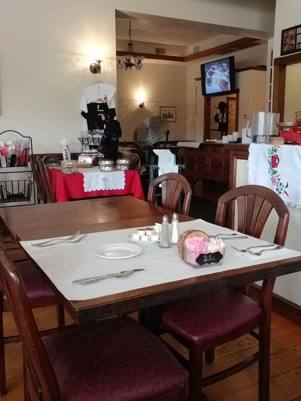 Balaton Restaurant | restaurant | 13133 Shaker Square, Cleveland, OH 44120, USA | 2169219691 OR +1 216-921-9691