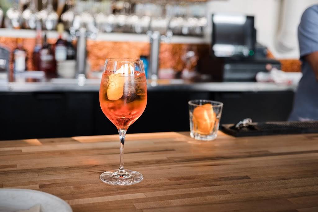 Coltiva Pizzeria | restaurant | 350 1st Ave W, Seattle, WA 98119, USA | 2064925885 OR +1 206-492-5885