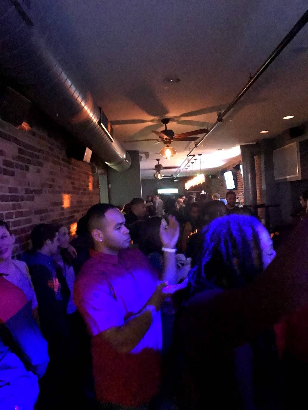 Stalking Horse | restaurant | 26 E Cross St, Baltimore, MD 21230, USA | 4102446722 OR +1 410-244-6722