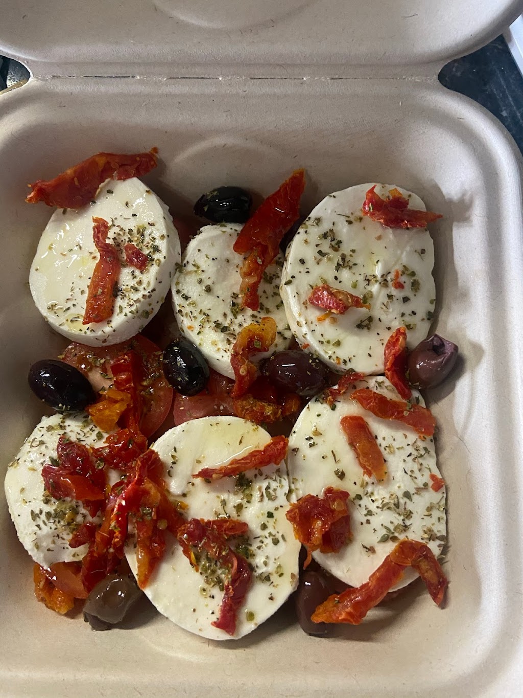 Bellas Kitchen | restaurant | 113 Grand Ave, South San Francisco, CA 94080, USA | 6508731324 OR +1 650-873-1324