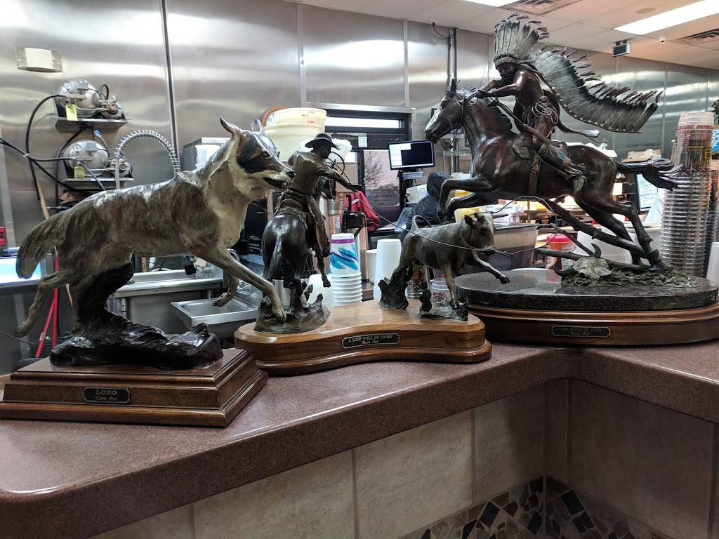 Golden Pride East | restaurant | 10101 Central Ave NE, Albuquerque, NM 87123, USA | 5052933531 OR +1 505-293-3531