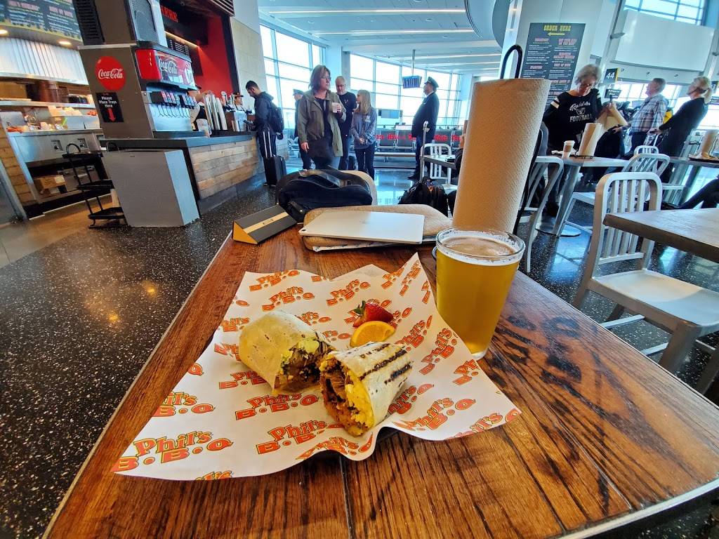 Phils BBQ | restaurant | Terminal 2 West, San Diego, CA 92101, USA | 6192266333 OR +1 619-226-6333