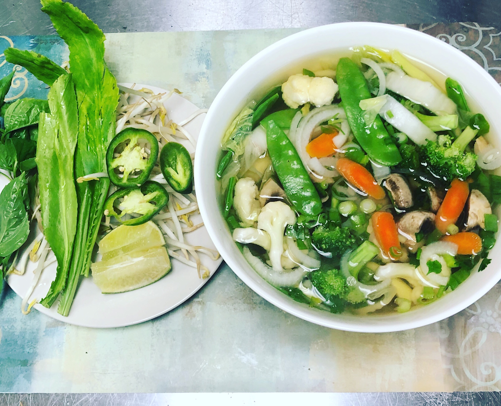 Pho 96 Vietnamese Cuisine | restaurant | 6110 Altama Ave Unit 115, Brunswick, GA 31525, USA | 9122758842 OR +1 912-275-8842