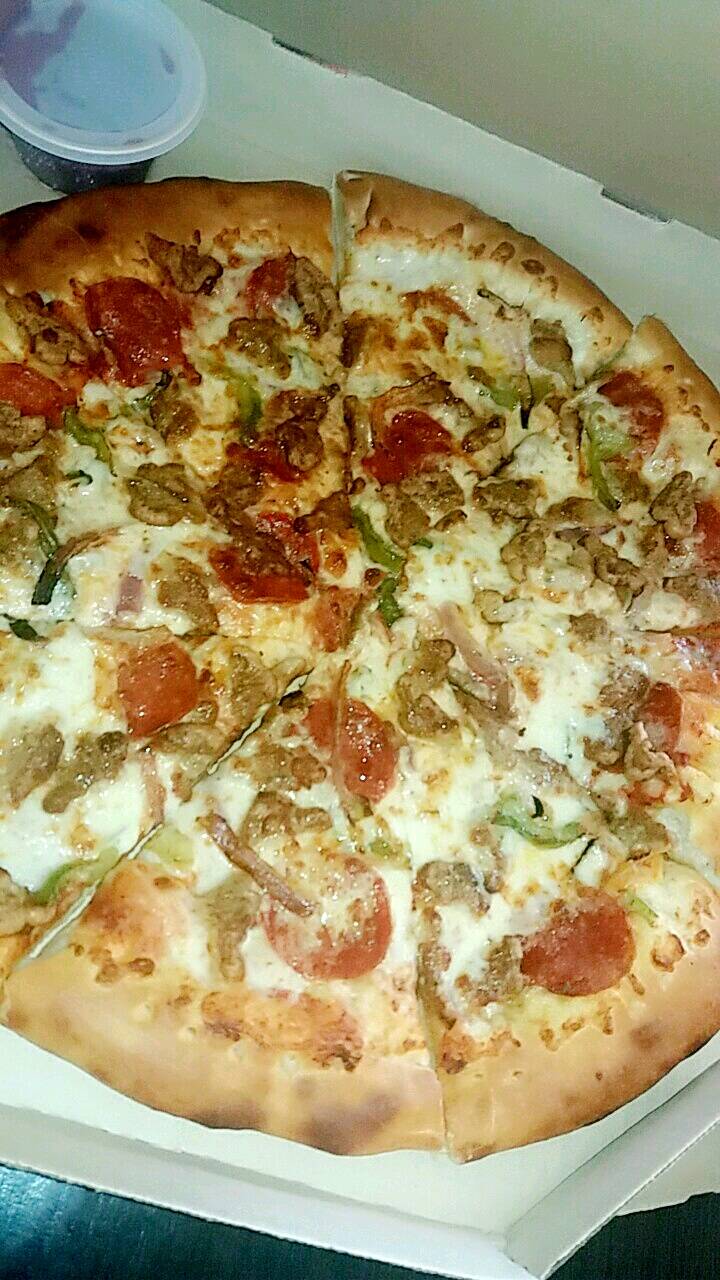 Pizza Hut | restaurant | 2071 W Ave K, Lancaster, CA 93536, USA | 6617233313 OR +1 661-723-3313