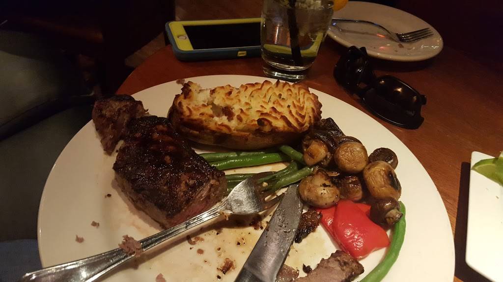 The Keg Steakhouse + Bar - Colorado Mills | restaurant | 14065 W Colfax Dr, Lakewood, CO 80401, USA | 3032387500 OR +1 303-238-7500
