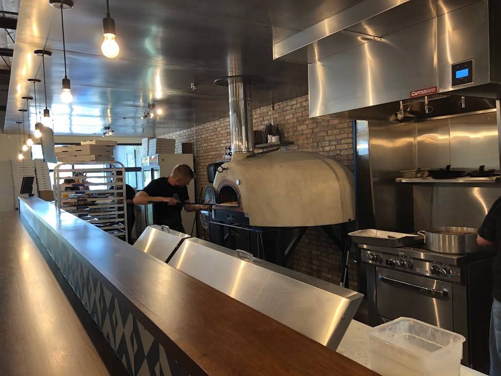 Black Cat Pizza | restaurant | 401 Bryan Ave, Fort Worth, TX 76104, USA | 8174895150 OR +1 817-489-5150