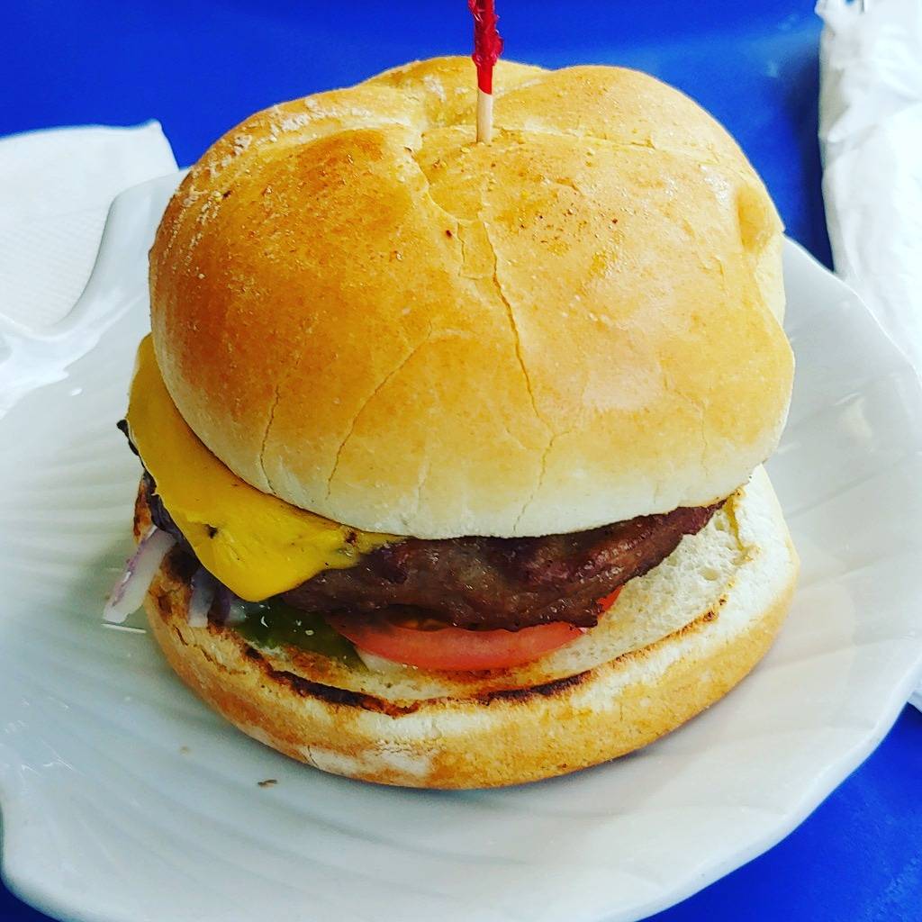 Captain Georges Fish and Chips | restaurant | 150 Sidney St, Belleville, ON K8P 5L6, Canada | 6139678088 OR +1 613-967-8088