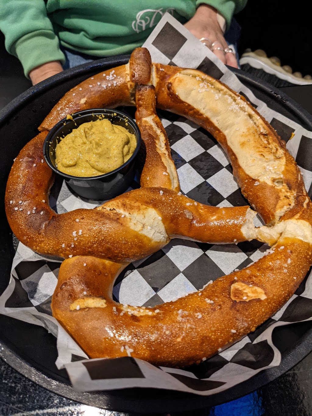 Calverts in the Heights | restaurant | 670 Scenic Hwy, Pensacola, FL 32503, USA | 8503325838 OR +1 850-332-5838