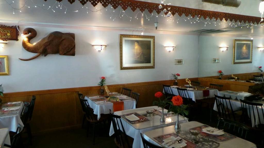 Yukol Place Thai Cuisine | restaurant | 2380 Lombard St, San Francisco, CA 94123, USA | 4159221599 OR +1 415-922-1599