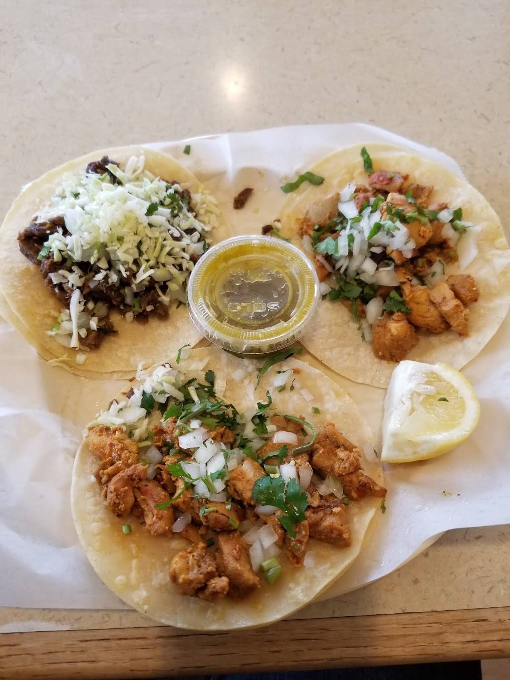 Taqueria Super Taco | meal takeaway | 102 W Naranjo Blvd, Woodlake, CA 93286, USA | 5595643235 OR +1 559-564-3235