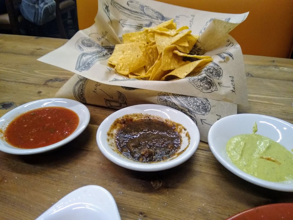 Nogal Mexican Grill | restaurant | 1296 LA-115, Deville, LA 71328, USA | 3185288592 OR +1 318-528-8592