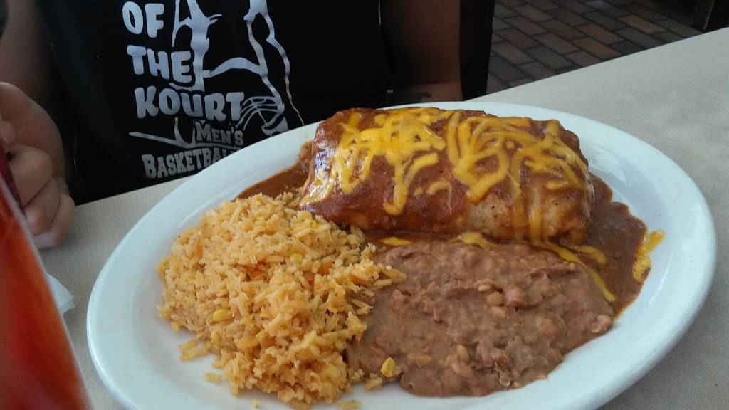 Taqueria Los Dos Laredos #5 | restaurant | 414 S New Braunfels Ave, San Antonio, TX 78203, USA | 2105322283 OR +1 210-532-2283