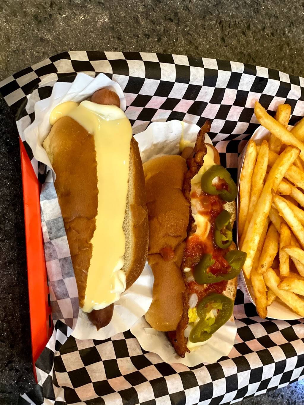 Trolly Stop Hot Dogs | restaurant | 104 W Franklin St #2516, Chapel Hill, NC 27516, USA | 9192404206 OR +1 919-240-4206