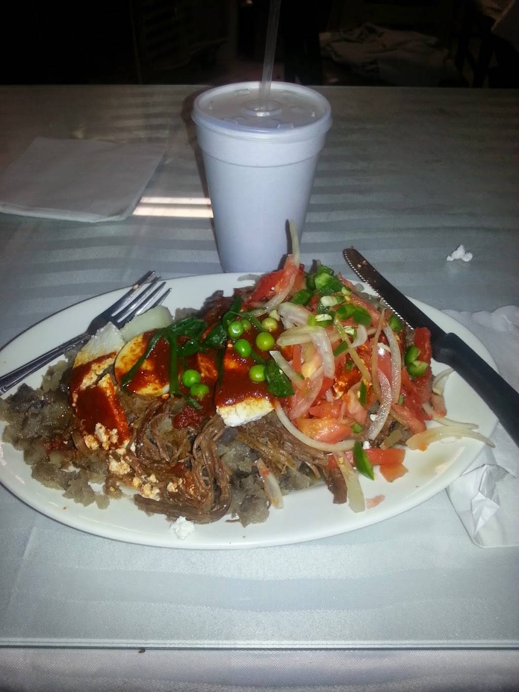 Cristinas Carry Out | restaurant | 304 Douglass Ave, Falls Church, VA 22042, USA | 7039926787 OR +1 703-992-6787