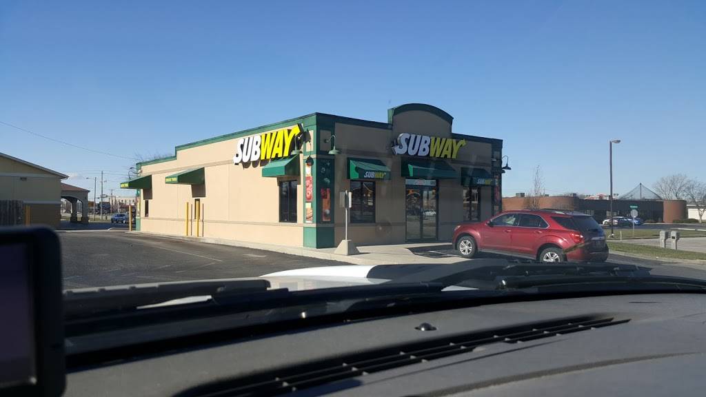Subway | restaurant | 3512 W Fox Ridge Ln, Muncie, IN 47304, USA | 7652892112 OR +1 765-289-2112
