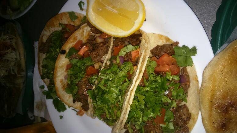 Nu Pupuseria Salvadorena | restaurant | 2459 Finch Ave W, North York, ON M9M 2G1, Canada | 4167434001 OR +1 416-743-4001