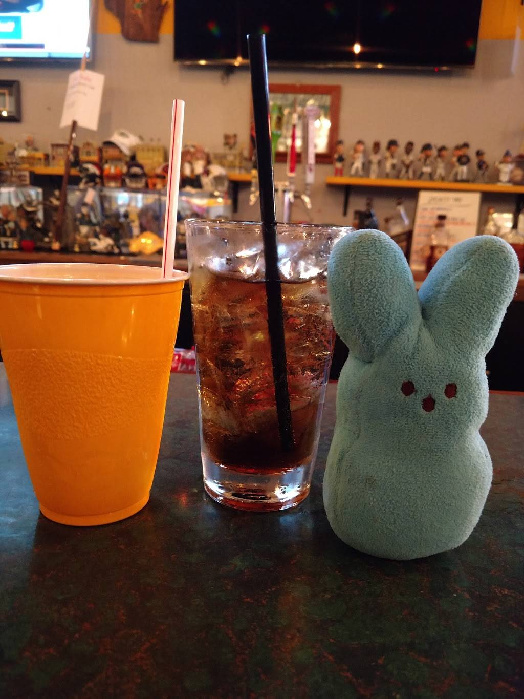 DJs Goalpost Sports Bar and Grill | restaurant | N81W15094 Appleton Ave, Menomonee Falls, WI 53051, USA | 2622551795 OR +1 262-255-1795