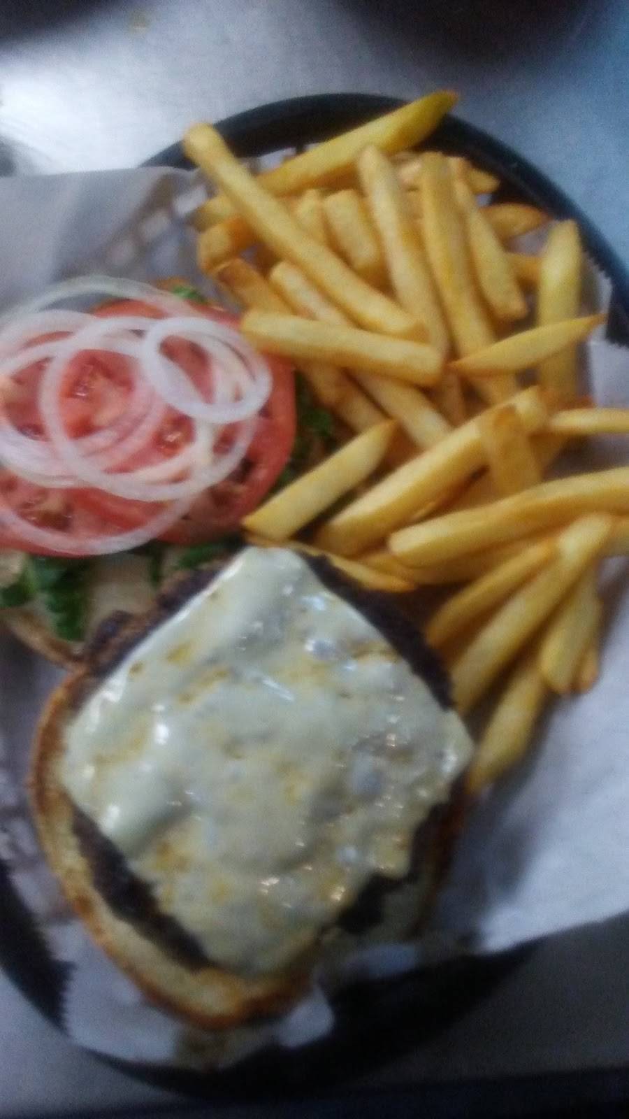 Pretty Pearl Restaurant | restaurant | 312 N Main St, Mauldin, SC 29662, USA | 8646312499 OR +1 864-631-2499