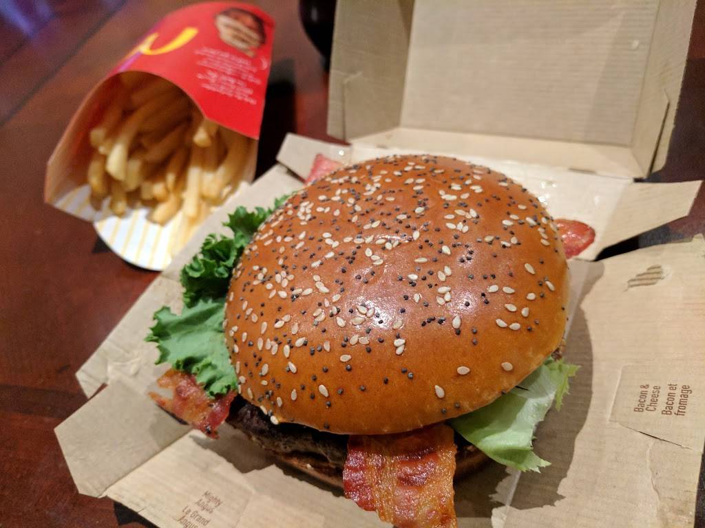 McDonalds | cafe | 10565 Bramalea Rd, Brampton, ON L6R 3P4, Canada | 9057928485 OR +1 905-792-8485